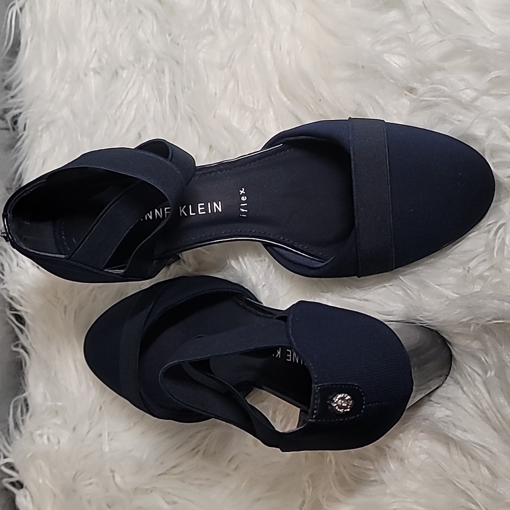 Anne Klein Blue High Heels Sleek  Design - Picture 7 of 7